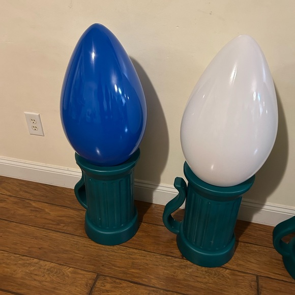 3 ft. Battery Operated LED Jumbo Bulb Holiday Decoration - Picture 5 of 5